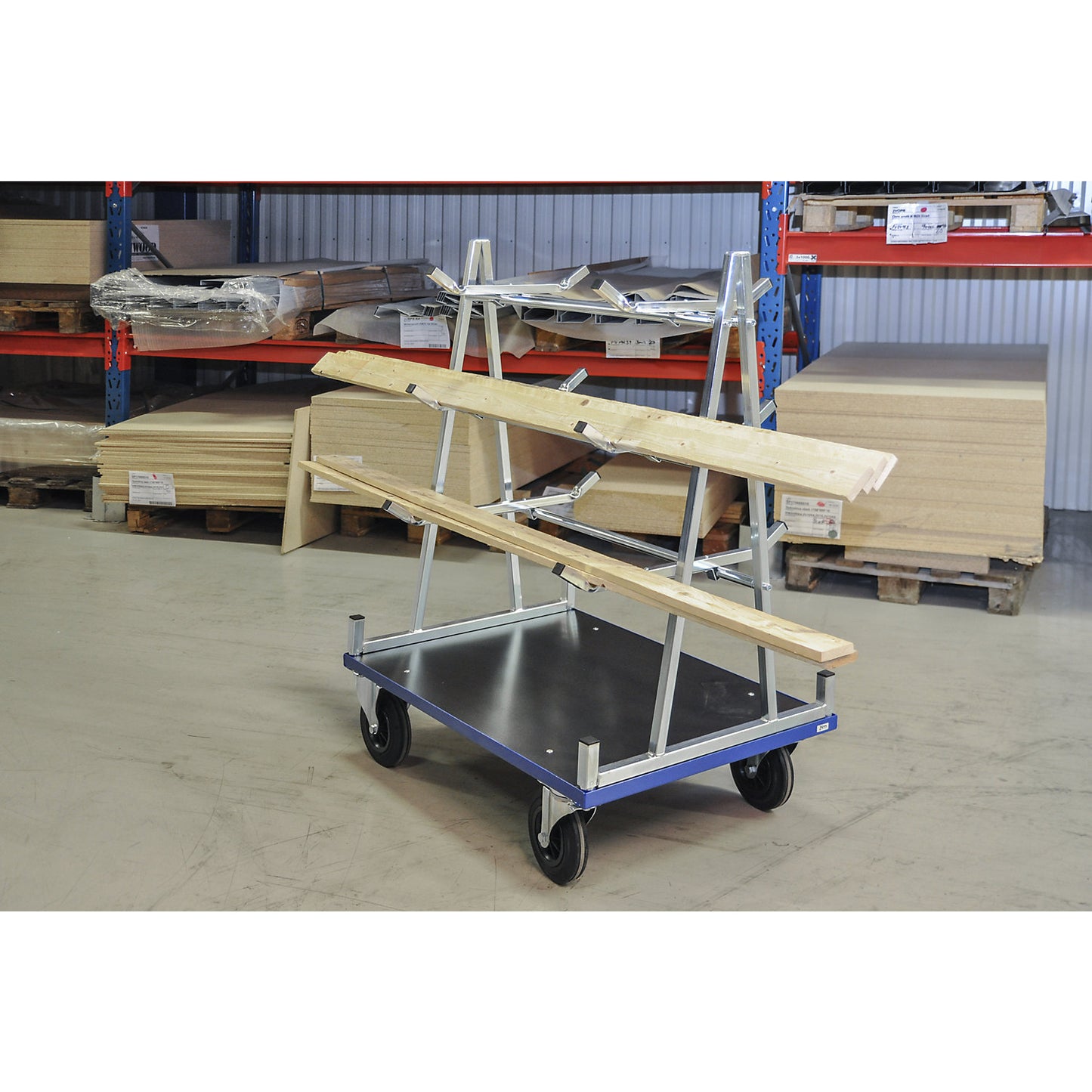 KM8400 panel trolley, LxWxH 1000 x 700 x 1380 mm, 2 swivel castors with stops, 2 fixed castors.