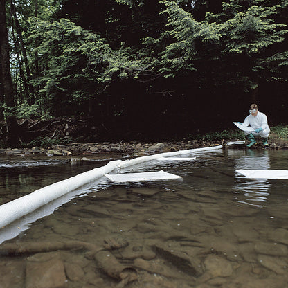 Oil-Only absorbent sheeting barrier, pack of 2, length 6 m, Ø 200 mm.