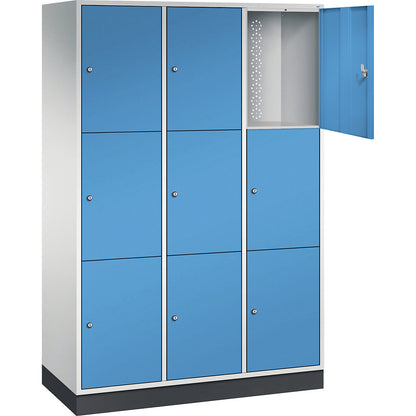 Intro 3-fold compartment locker, 3 compartments, light grey / light blue, WxD 1220 x 500 mm.