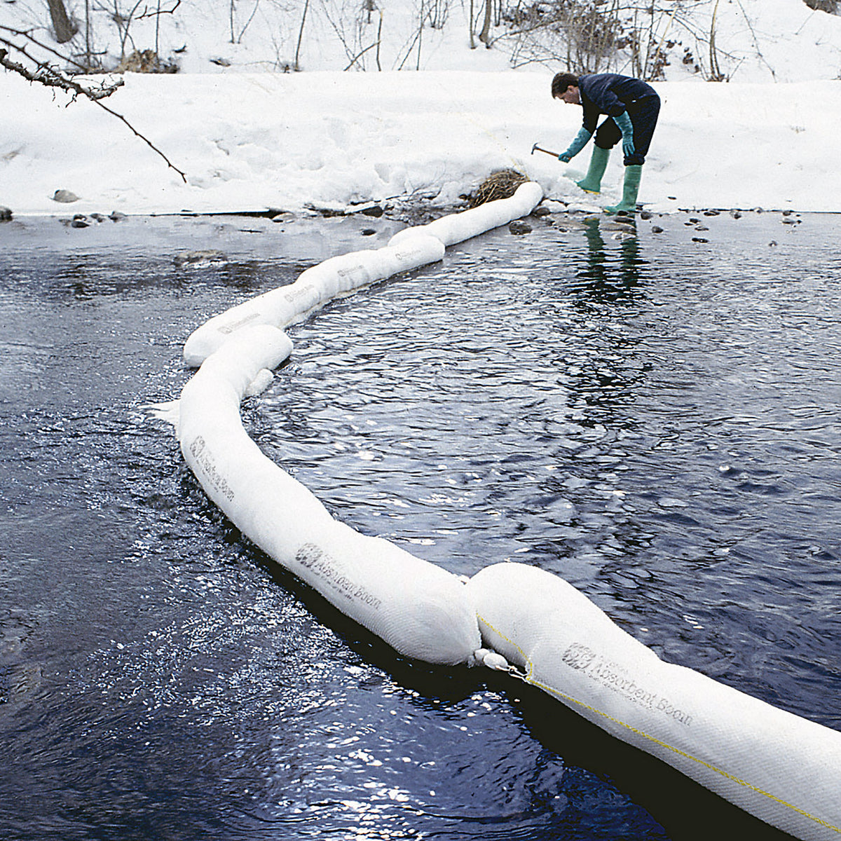 Oil-Only absorbent sheeting barrier, pack of 4, length 3 m, Ø 200 mm.