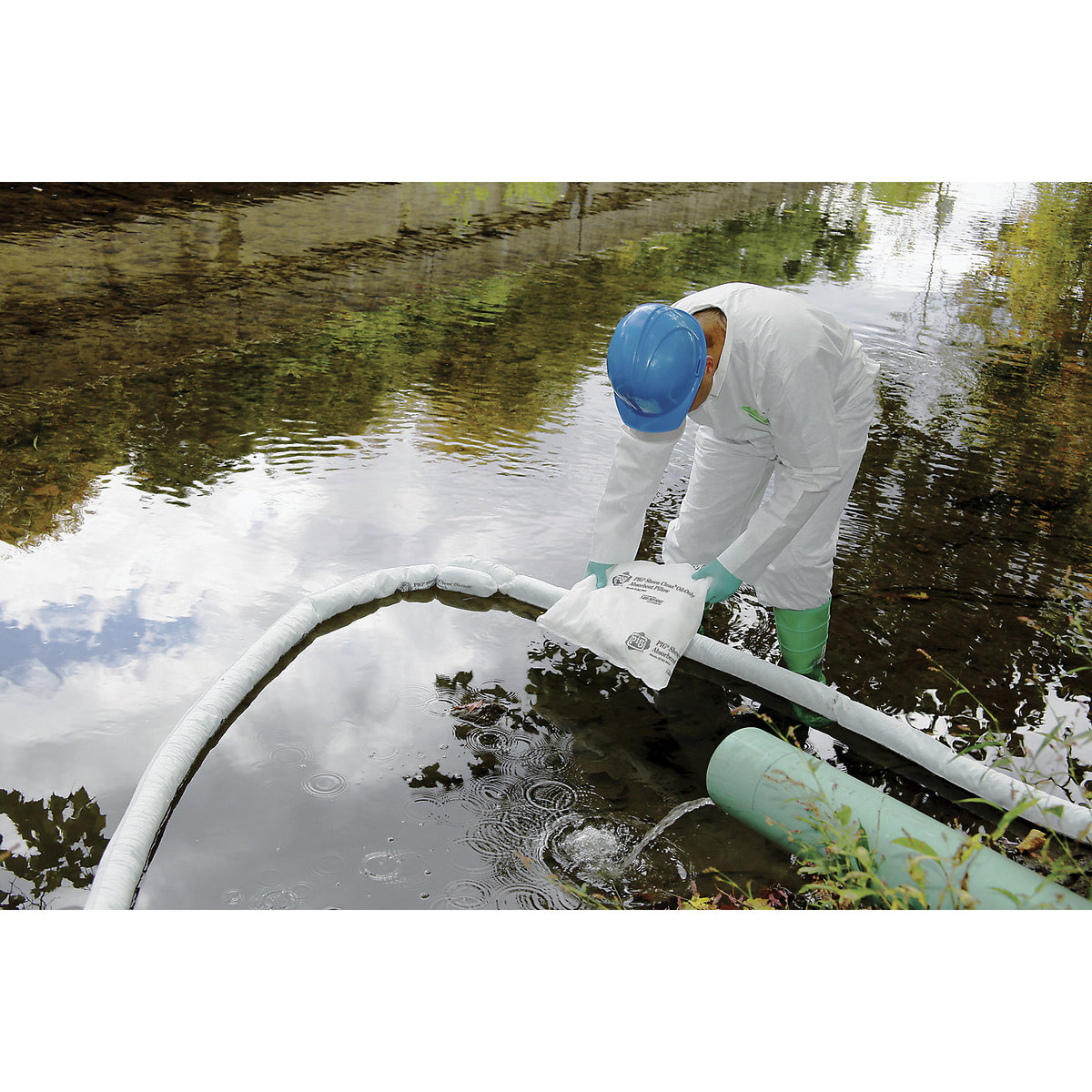 SHEEN Clean® Oil-Only absorbent sheeting sock, length 3000 mm, pack of 6, 56.8 l/pack, Ø 80 mm.