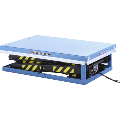 Double scissor lift platform, stationary, max. load 2000 kg, operating voltage 400 V.
