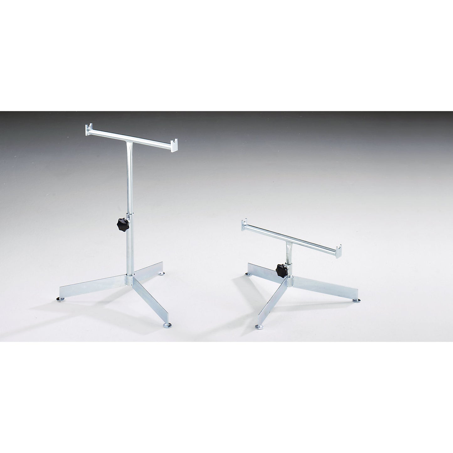 Lightweight tripod frame support, for track width 600 mm, height up to support 430 - 720 mm.