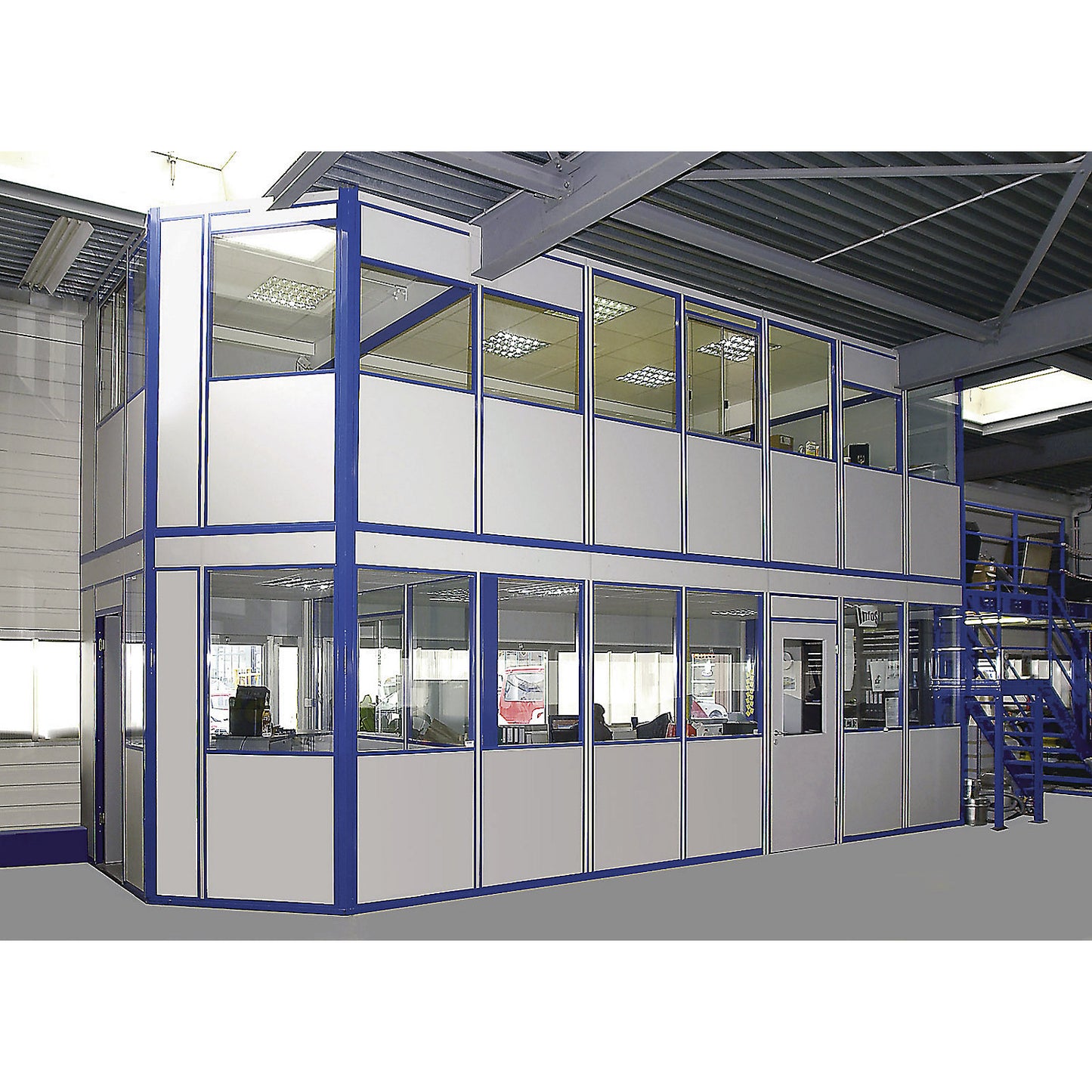 Prefab office, 4-sided, free-standing version, external width 3100 mm, external length 2100 mm.