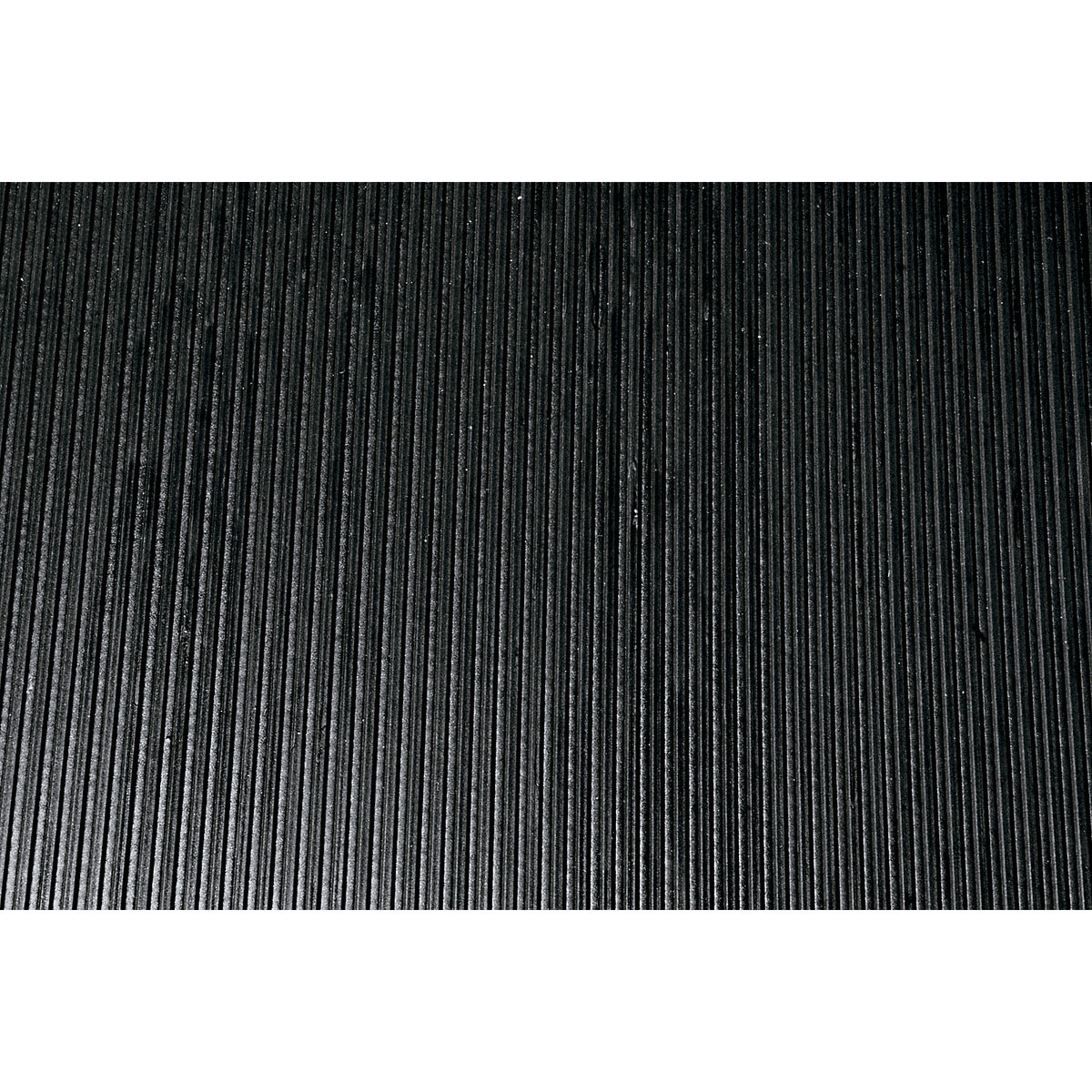 COBArib shelf and workbench matting, with closed surface, sold by the metre, width 900 mm, mat height 6 mm.