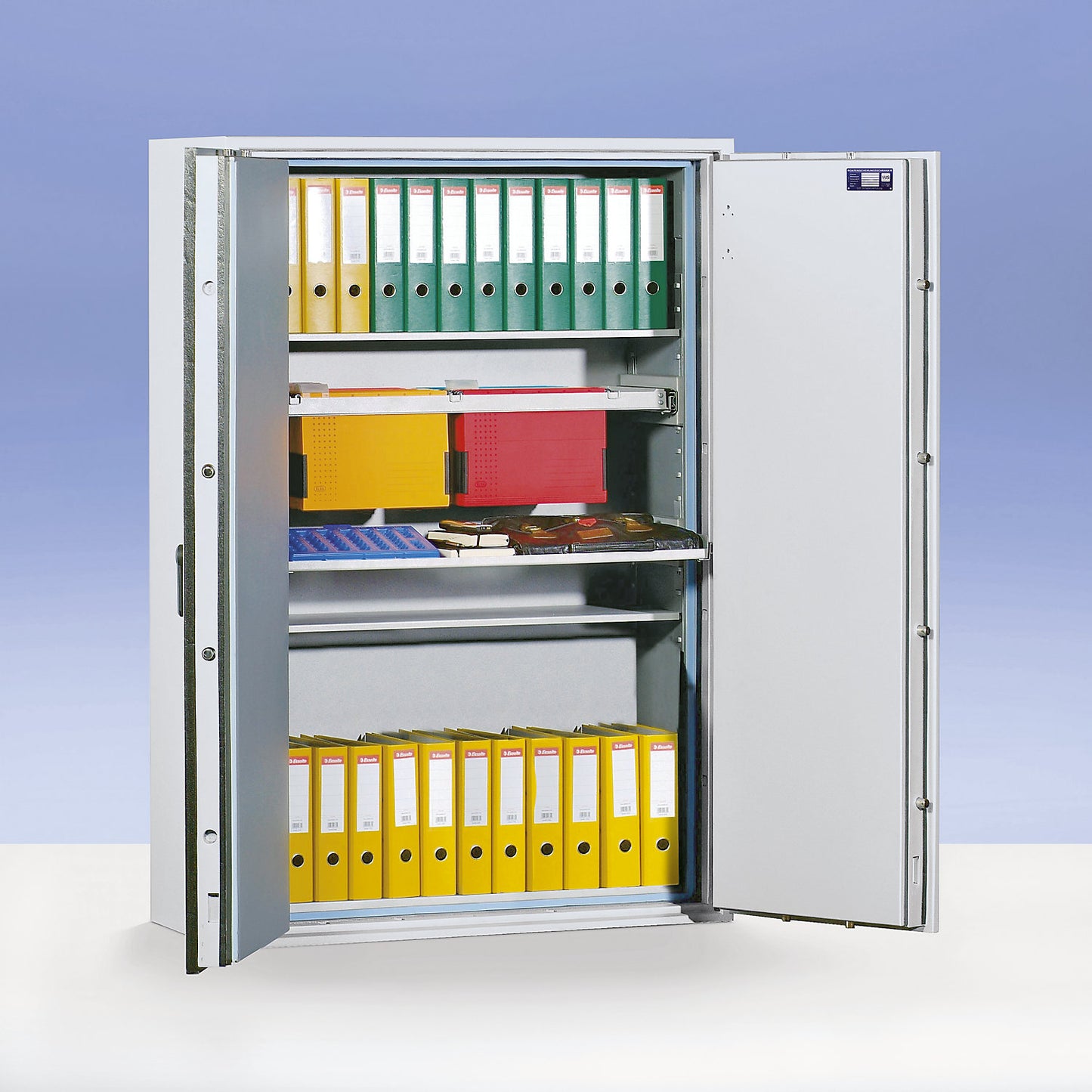 Fire resistant safety cabinet, VDS class I, grade 1 according to EN 1143-1, S 60 P, HxWxD 1550 x 886 x 545 mm.