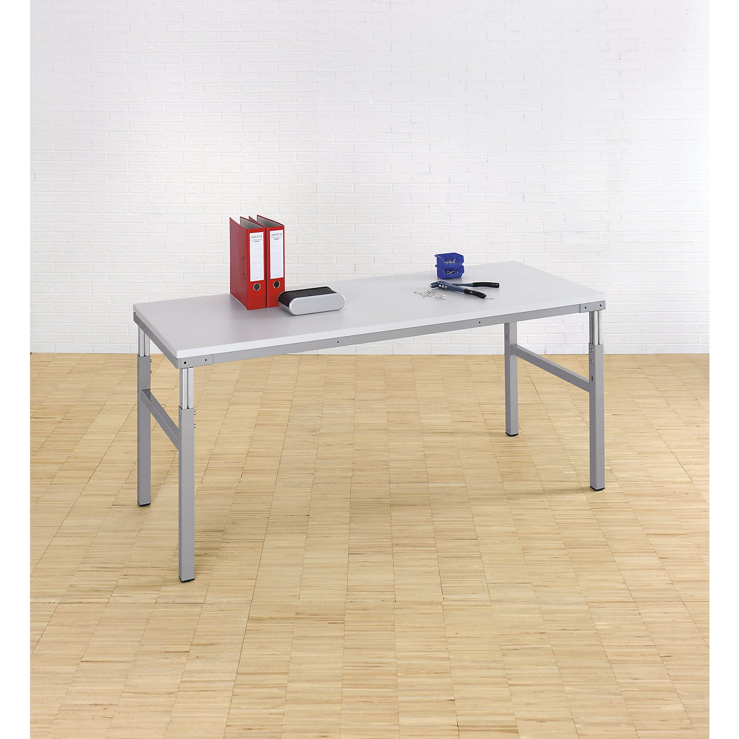Workstation system, manual height adjustable from 650 - 1000 mm, standard table, WxD 1000 x 500 mm.