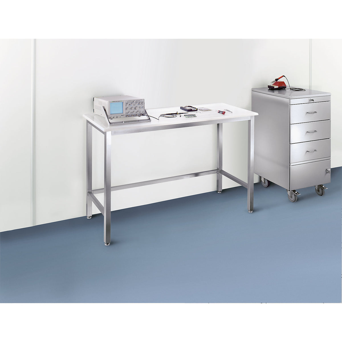 Stainless steel cleanroom table with polypropylene worktop, stainless steel frame, height 900 mm, WxD 1600 x 800 mm.