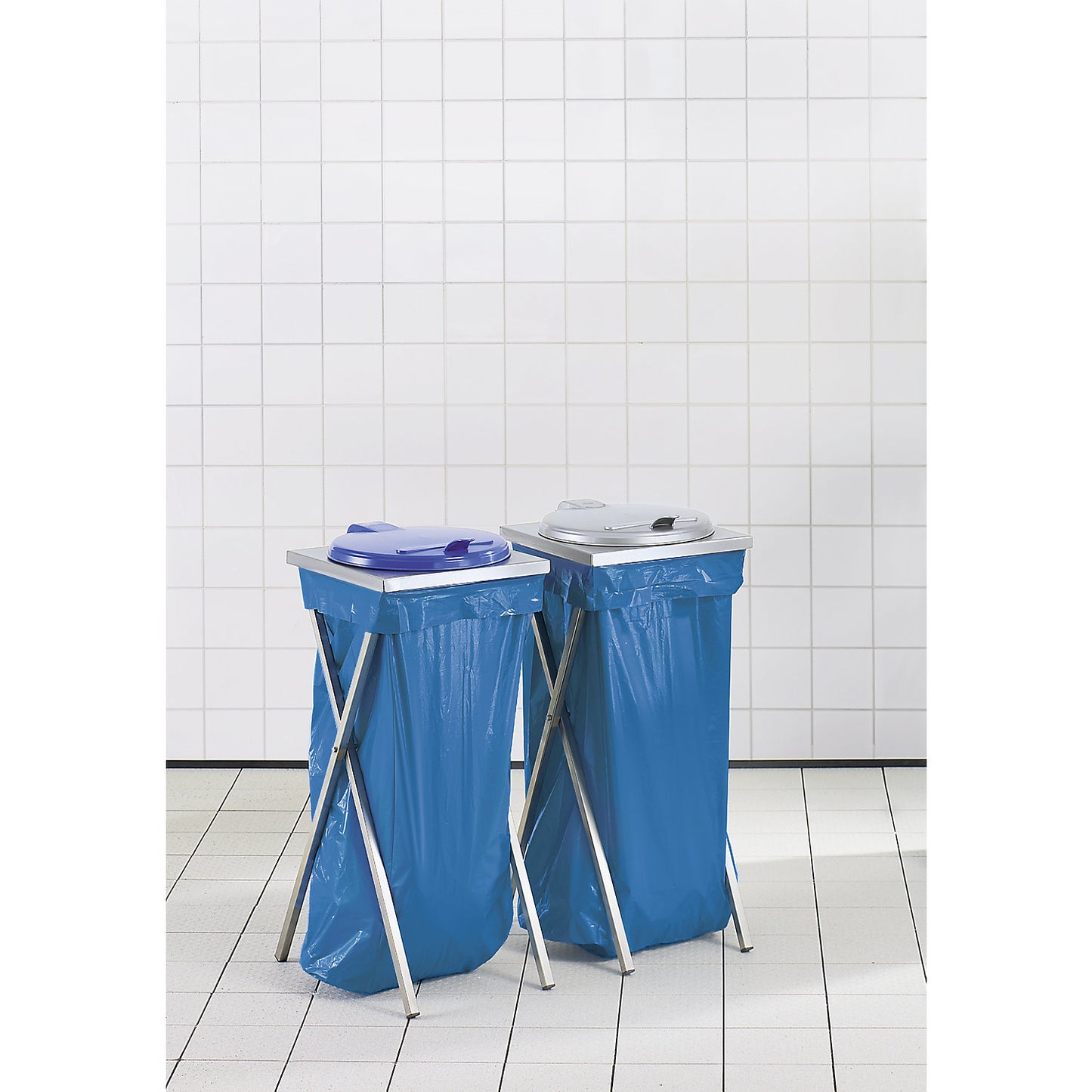 Hygienic waste sack stand made of stainless steel, for capacity 120 l, manual lid opening, blue.