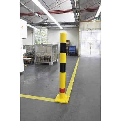 Crash protection bollard, made of plastic, Ø 90 mm.