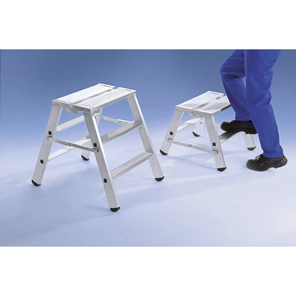 Step platform, folding, 3 steps on both sides.