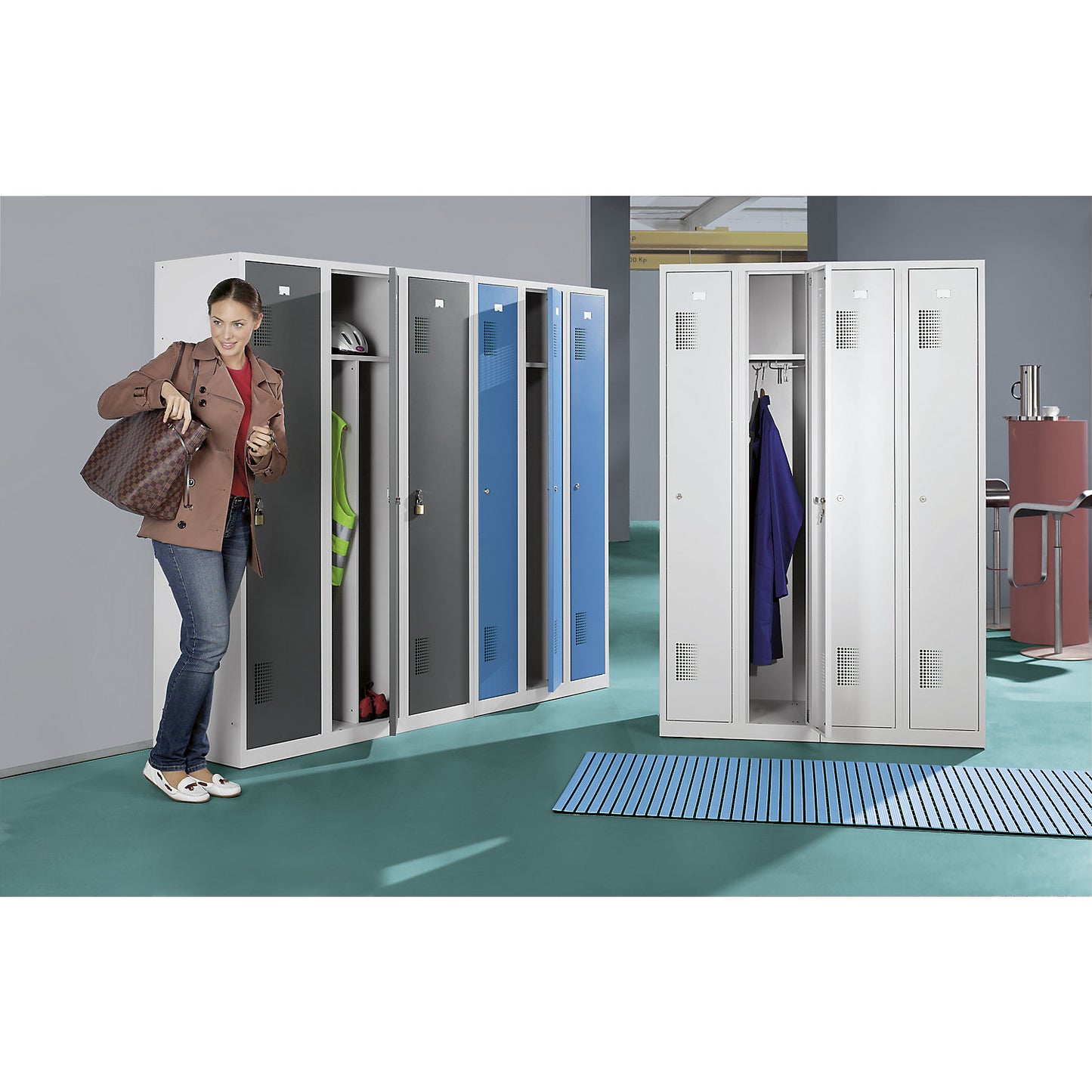 Amsterdam clothes locker, antibacterial, 3 compartments, light grey, width 900 mm.