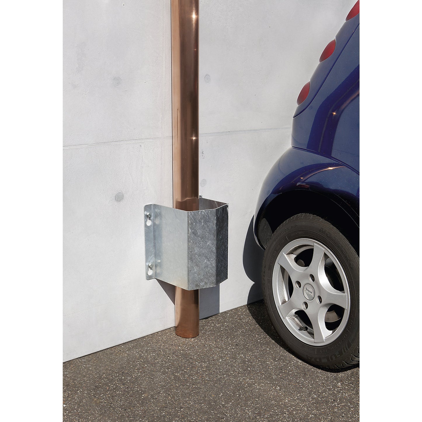Crash protection guard, for outdoor use, HxWxD 300 x 292 x 230 mm.