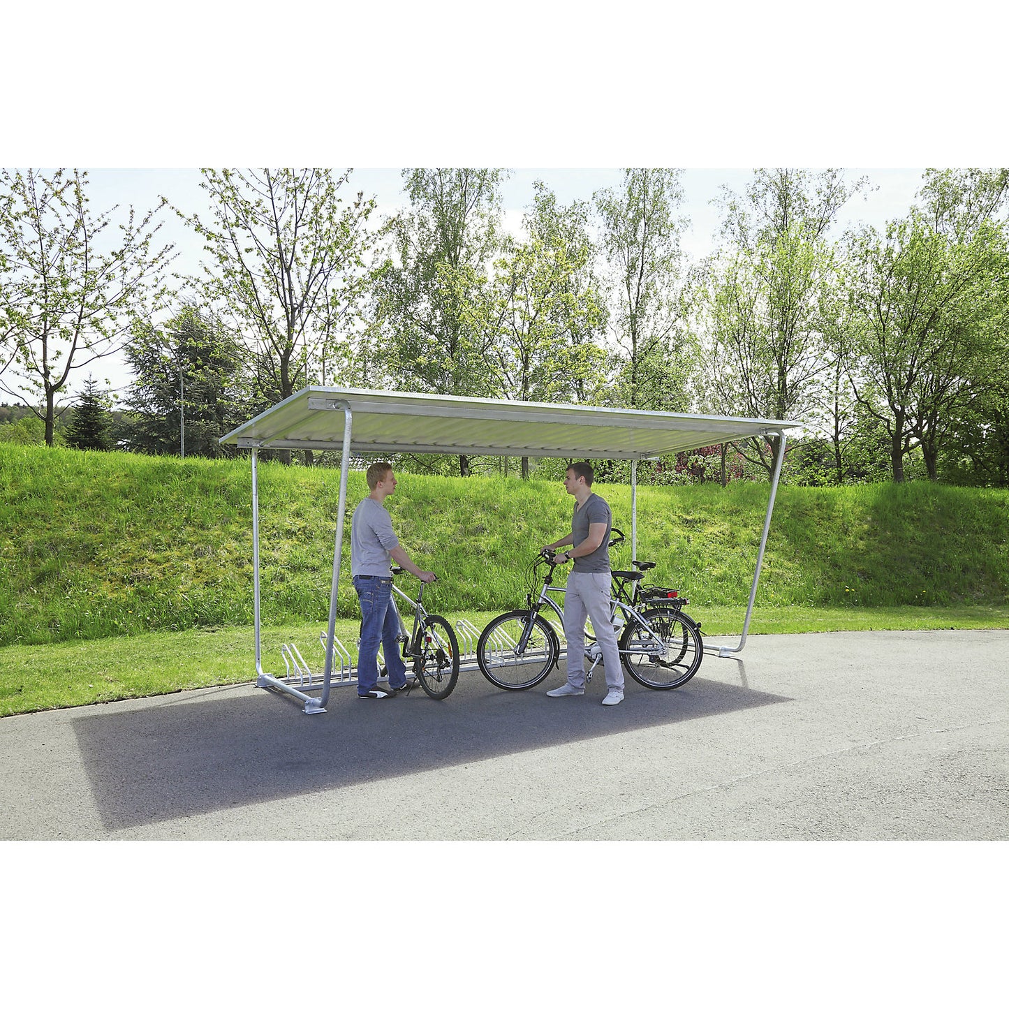 Bicycle rack, for single-sided shelter, with 12 parking spaces.