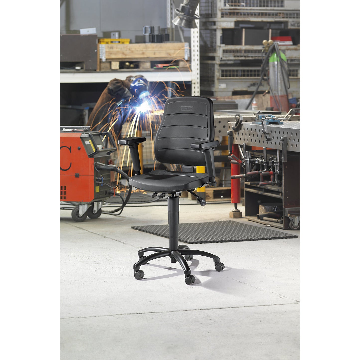 Industrial swivel chair, Supertec, with castors.