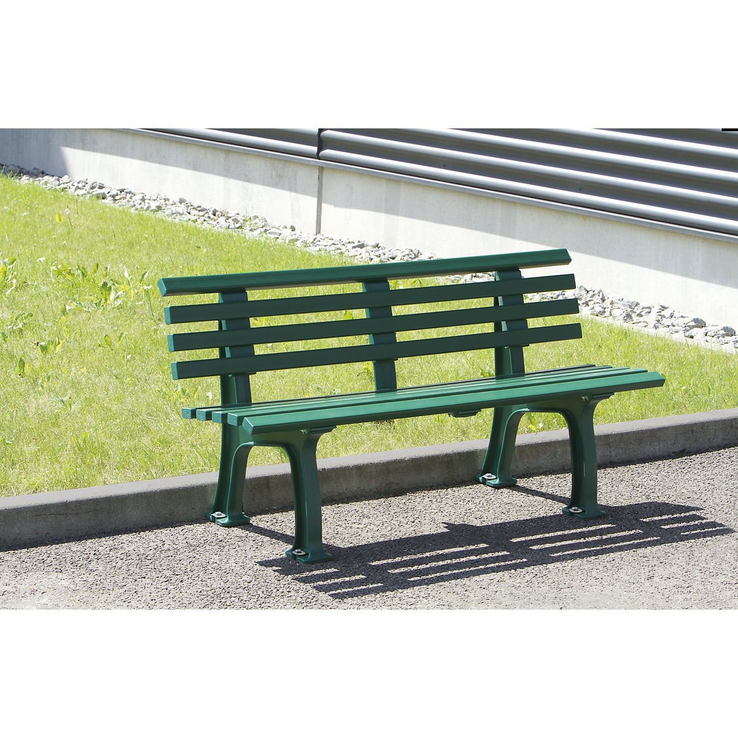 Park bench made of plastic, with 9 slats, width 1200 mm, white.