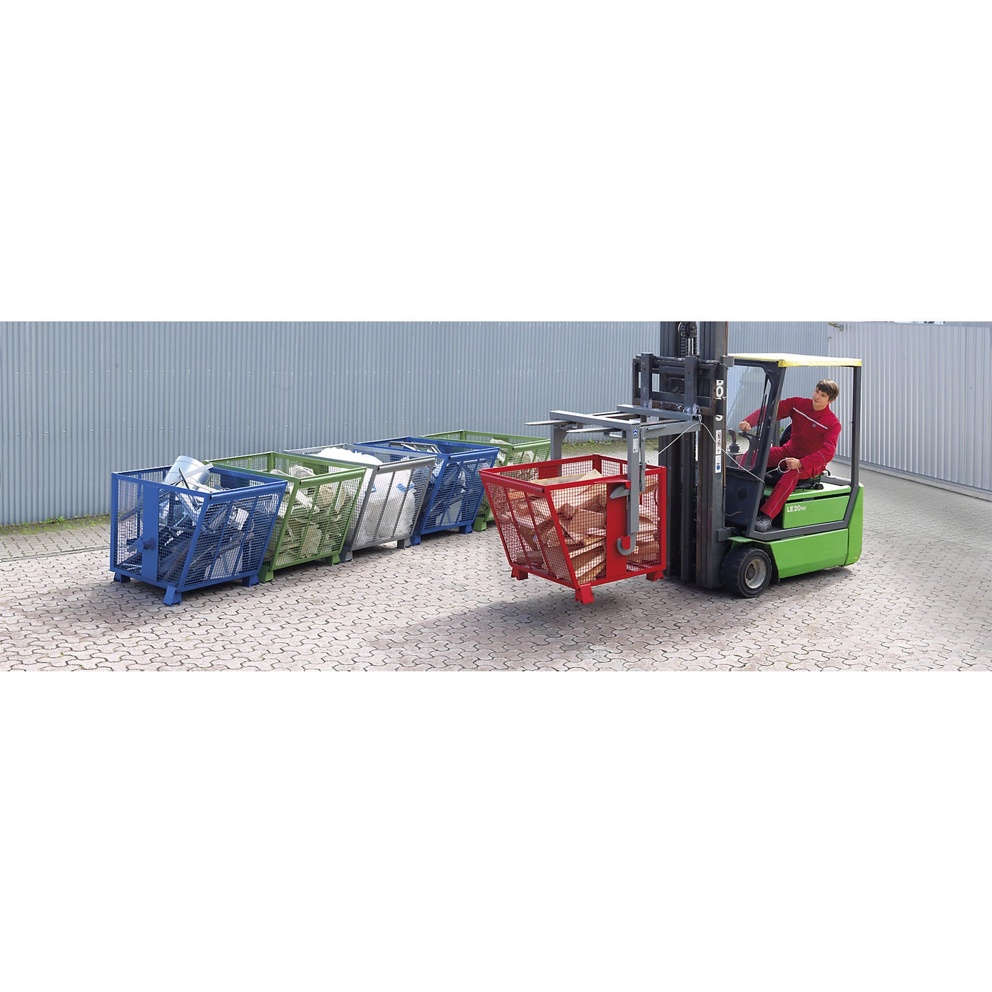 Mesh tilting skip, 4-way stackable, capacity 0.75 m³, zinc plated.