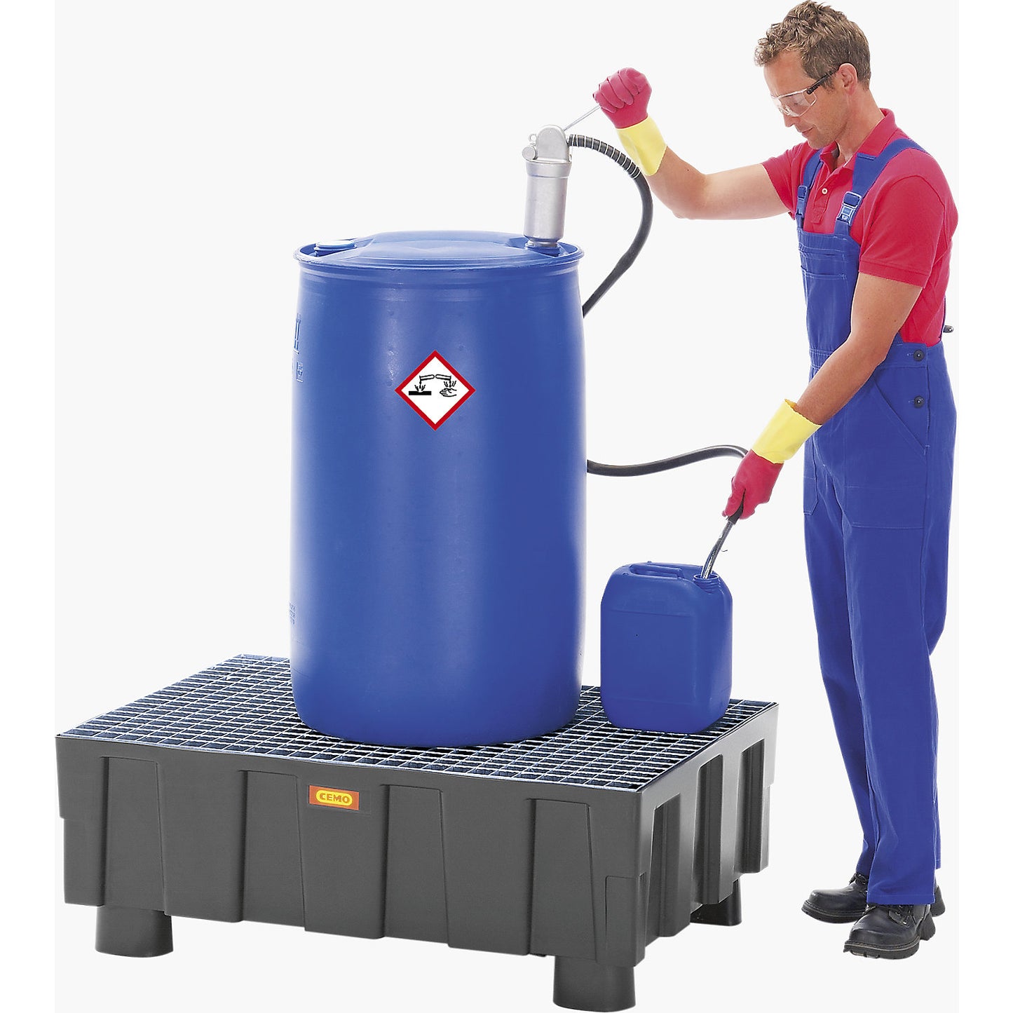 PE sump tray for 200 l drums, with four feet, sump capacity 250 l, without grate.