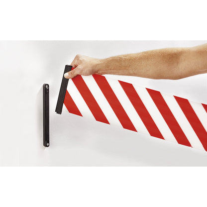 Belt barrier, red plastic cartridge, red / white belt.