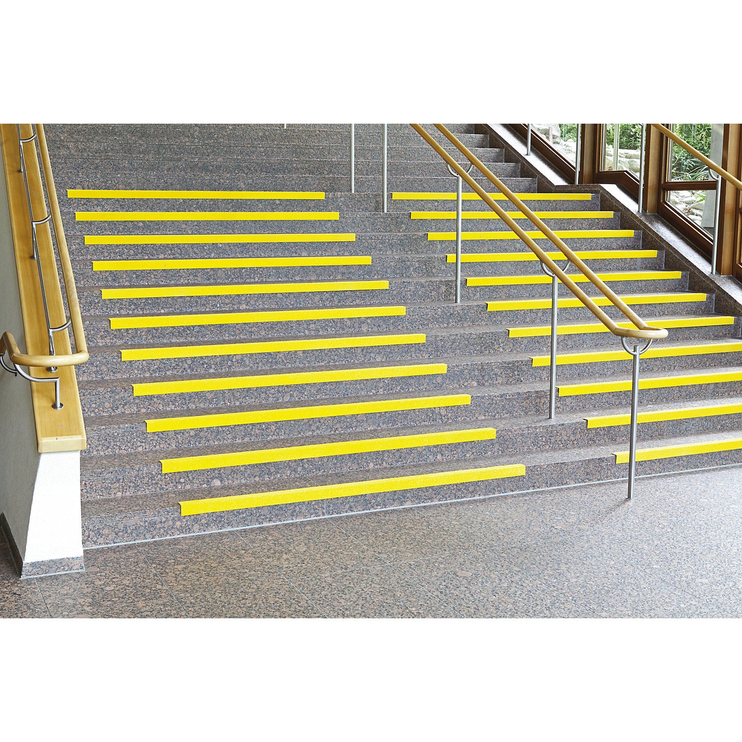 Stair profile, yellow, pack of 2, length 1500 mm.