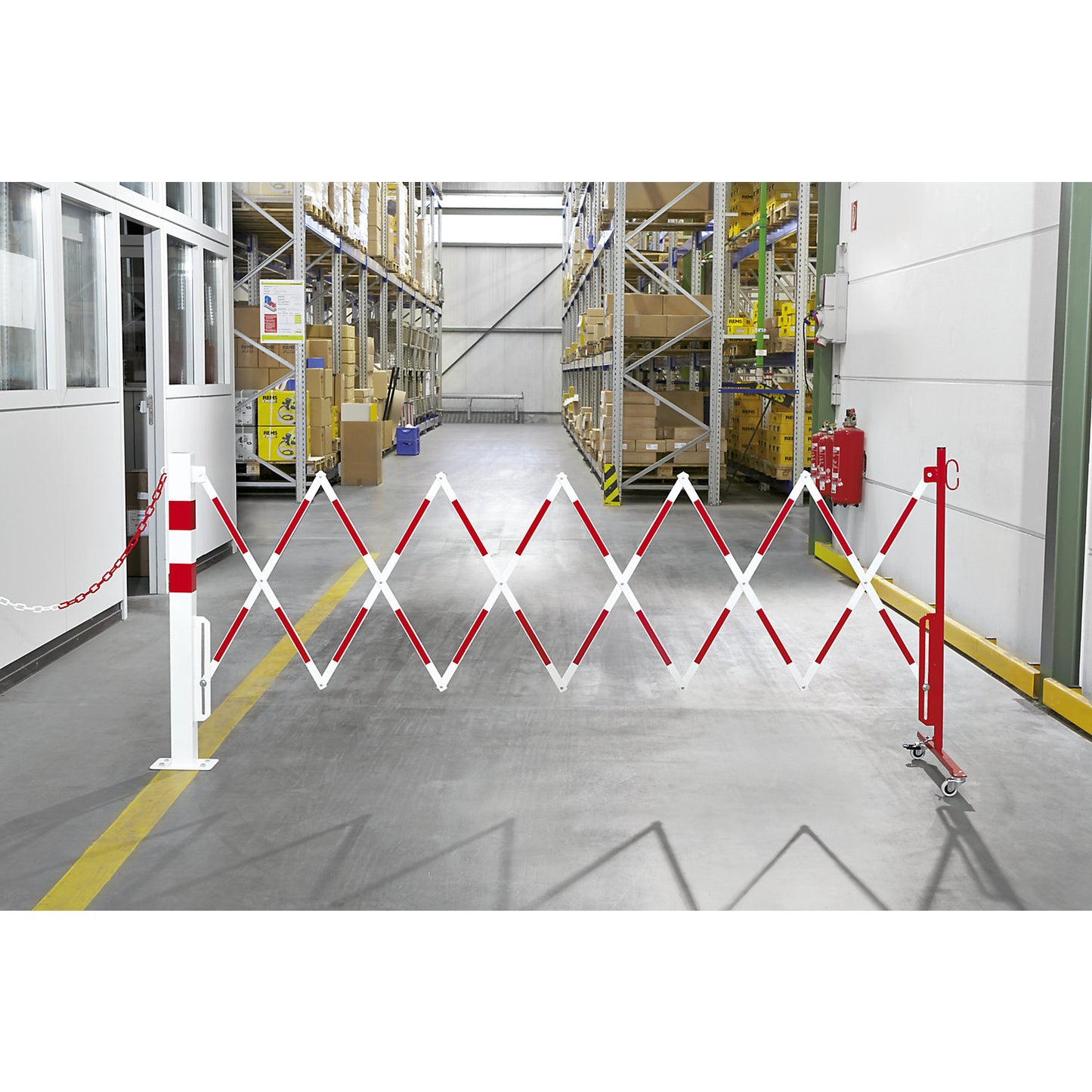 Barrier post with expanding barrier, rectangular tubing 70 x 70 mm, to bolt in place, yellow / black, max. length 3600 mm.