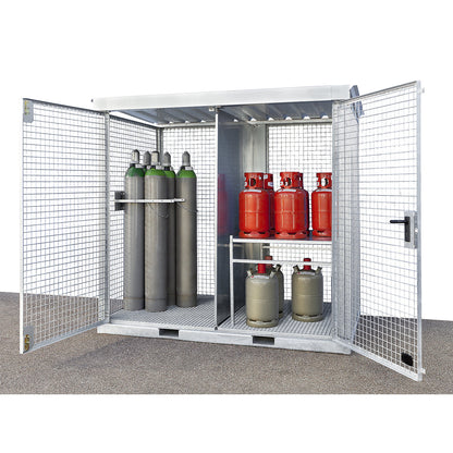 Assembled mesh gas cylinder cage, 32 cylinders with Ø 230 mm, ribbed sheet metal floor.