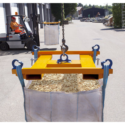 Beam for big bags, hook spacing 900 x 900 mm, max. load 2000 kg.