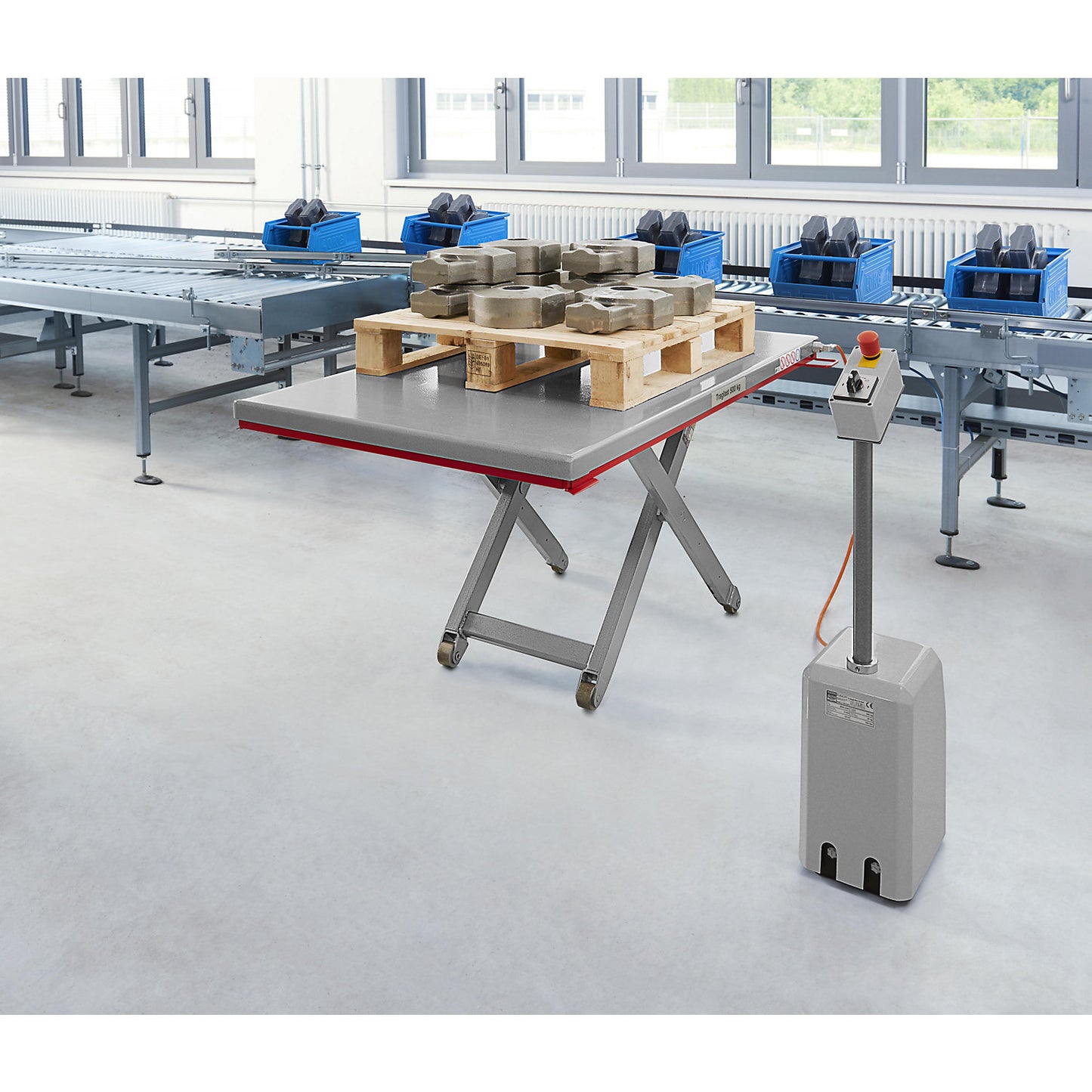 Low profile lift table, G series, max. load 1000 kg, lifting range 80 - 750 mm, LxW 1450 x 900 mm, 400 V 3-phase.