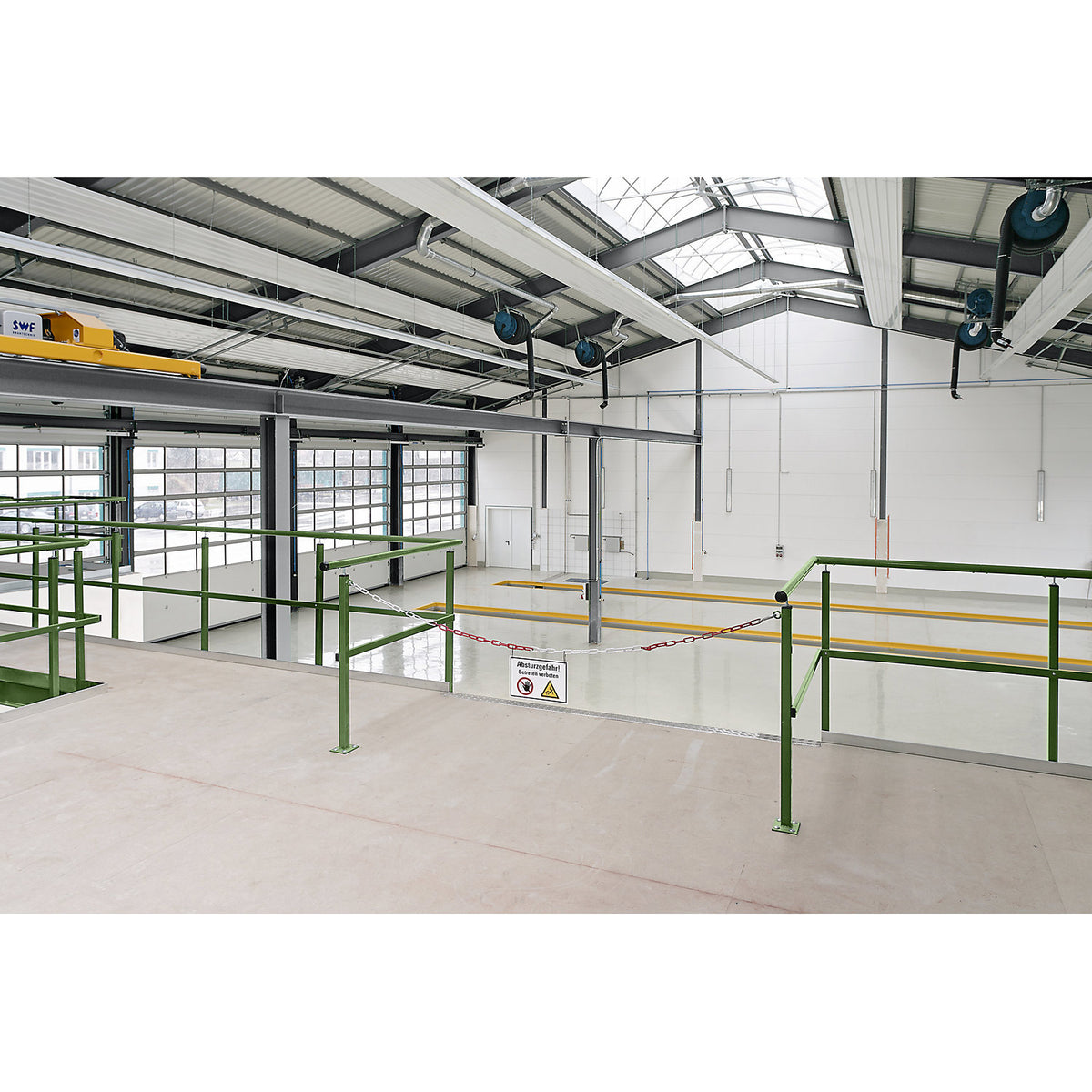 Railing for mezzanine floor, height 1000 mm, with hand rail and knee rail, per m.
