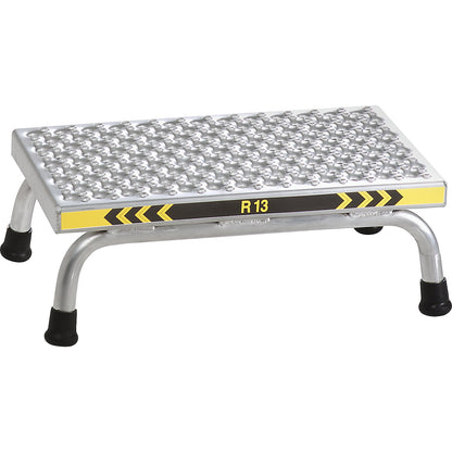 Machine steps, anti-slip R13, step 550 x 300 mm, 1 step, WxD 590 x 370 mm.