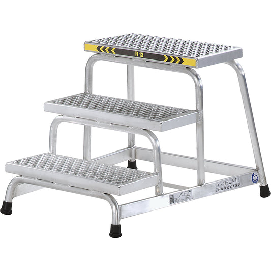 Machine steps, anti-slip R13, step 550 x 300 mm, 3 steps, WxD 750 x 880 mm.