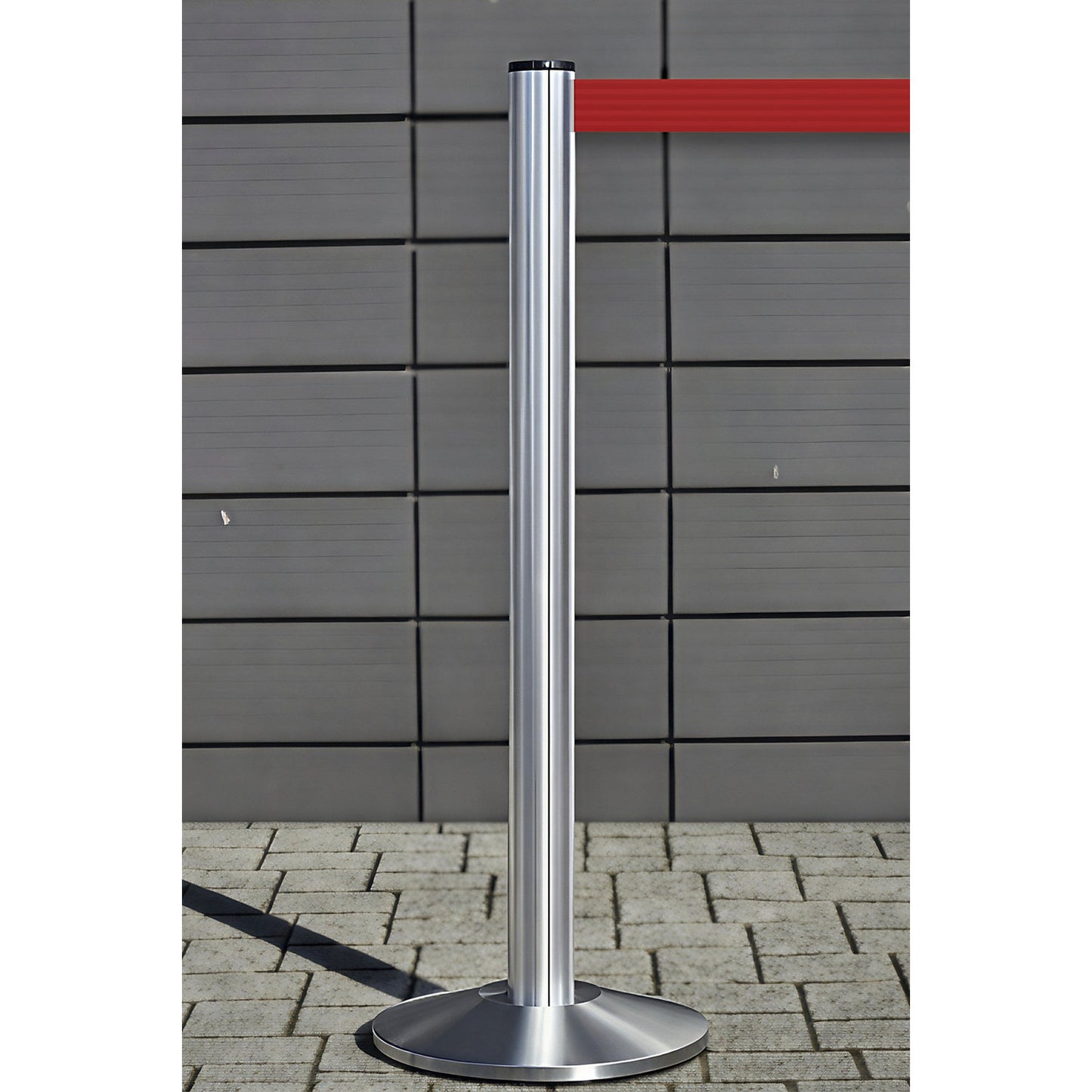 Belt post made of aluminium, post polished chrome, extends 2300 mm, belt colour red.