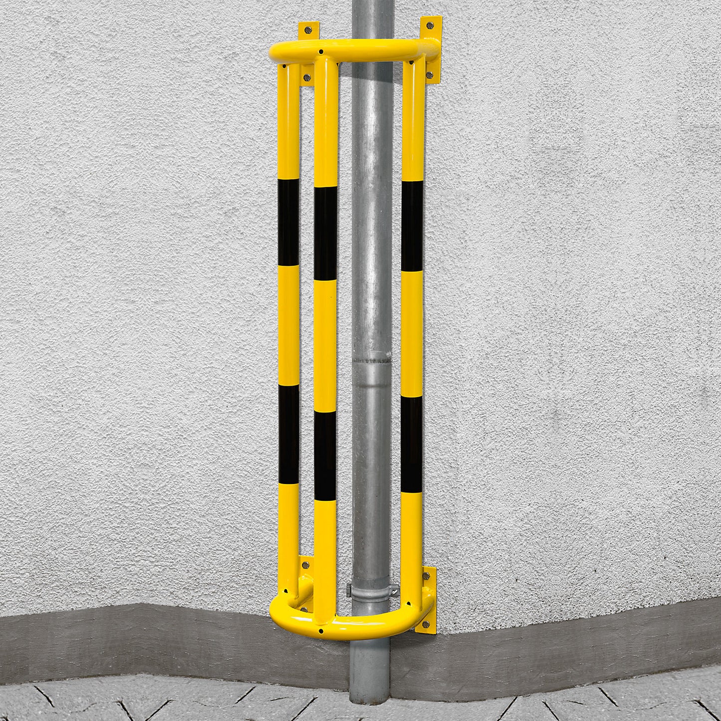 Crash protection for pipes, wall mounting, HxWxD 1500 x 350 x 300 mm.