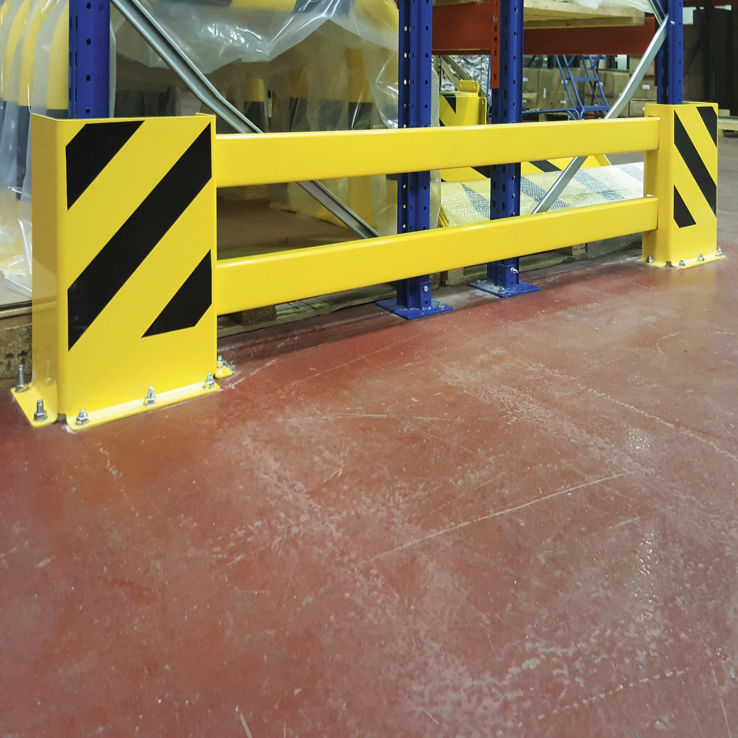Rack protection guard rail set, with corner guards, for double sided shelving, width 1700 - 2100 mm.