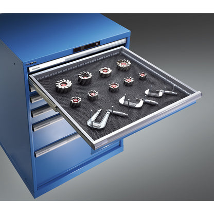 Non-slip matting, height 3 mm, depth 600 mm, width 600 mm.