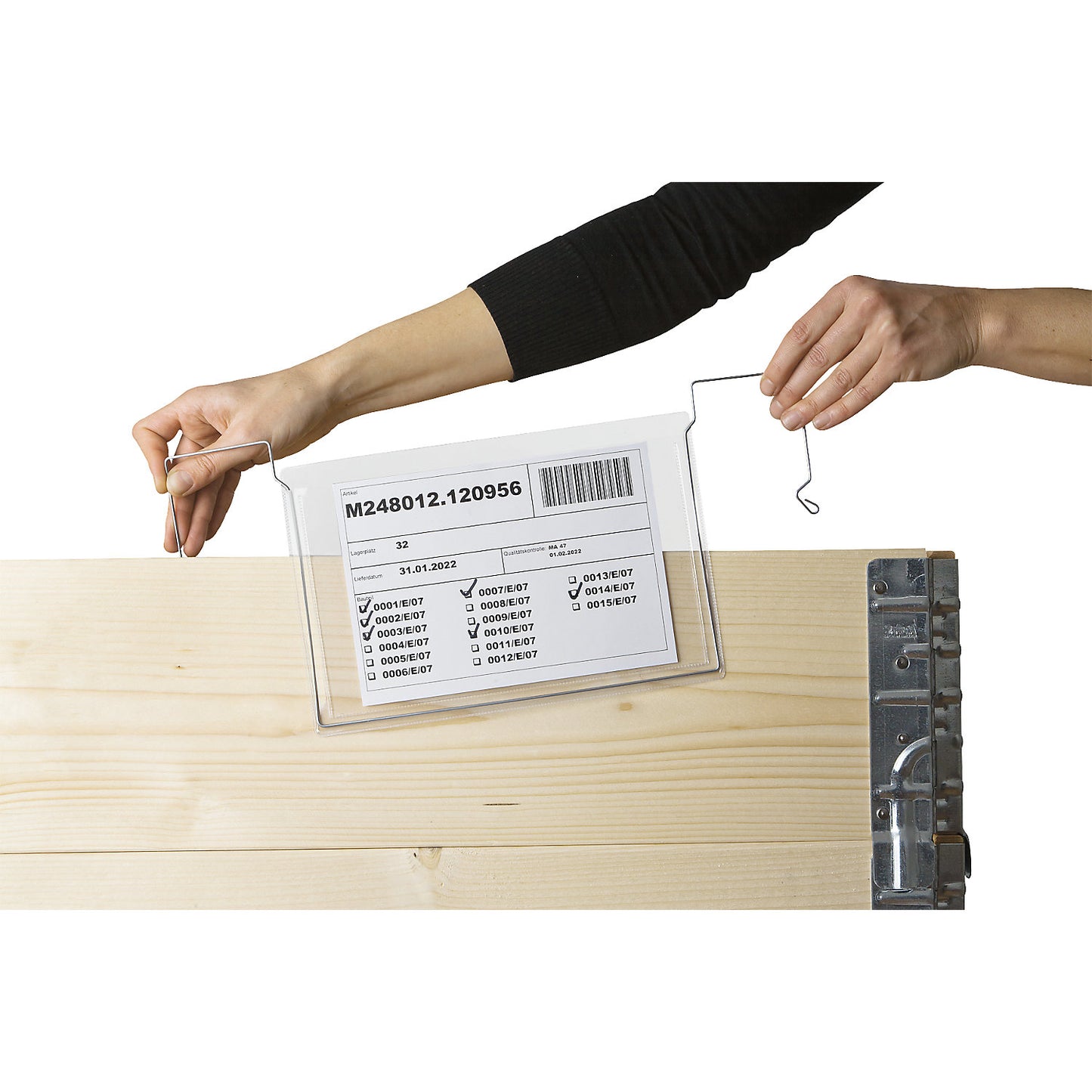 Document pouches with wire strap, without rain protection flap, for A5 format, pack of 100.