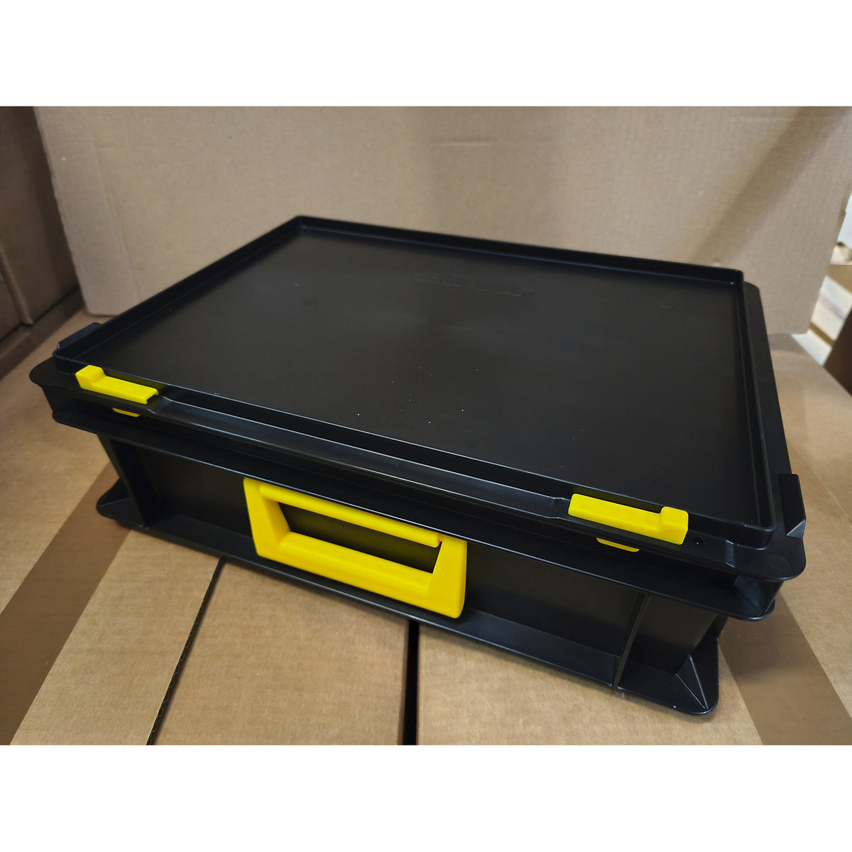 Multi-purpose case, polypropylene, LxWxH 400 x 300 x 133 mm, pack of 4.