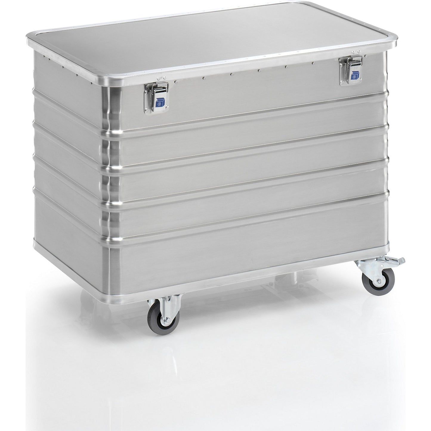 Aluminium container truck, solid panel, with cover, capacity 322 l.