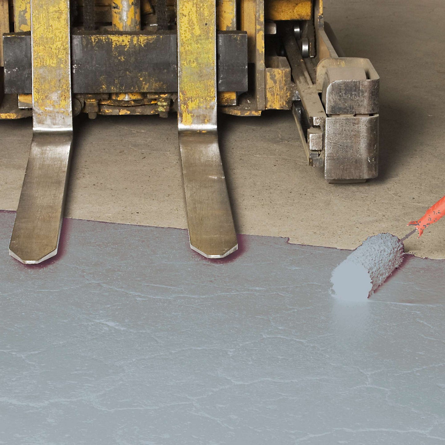 Anti slip hall marking paint, 5 litre bucket, silver grey.