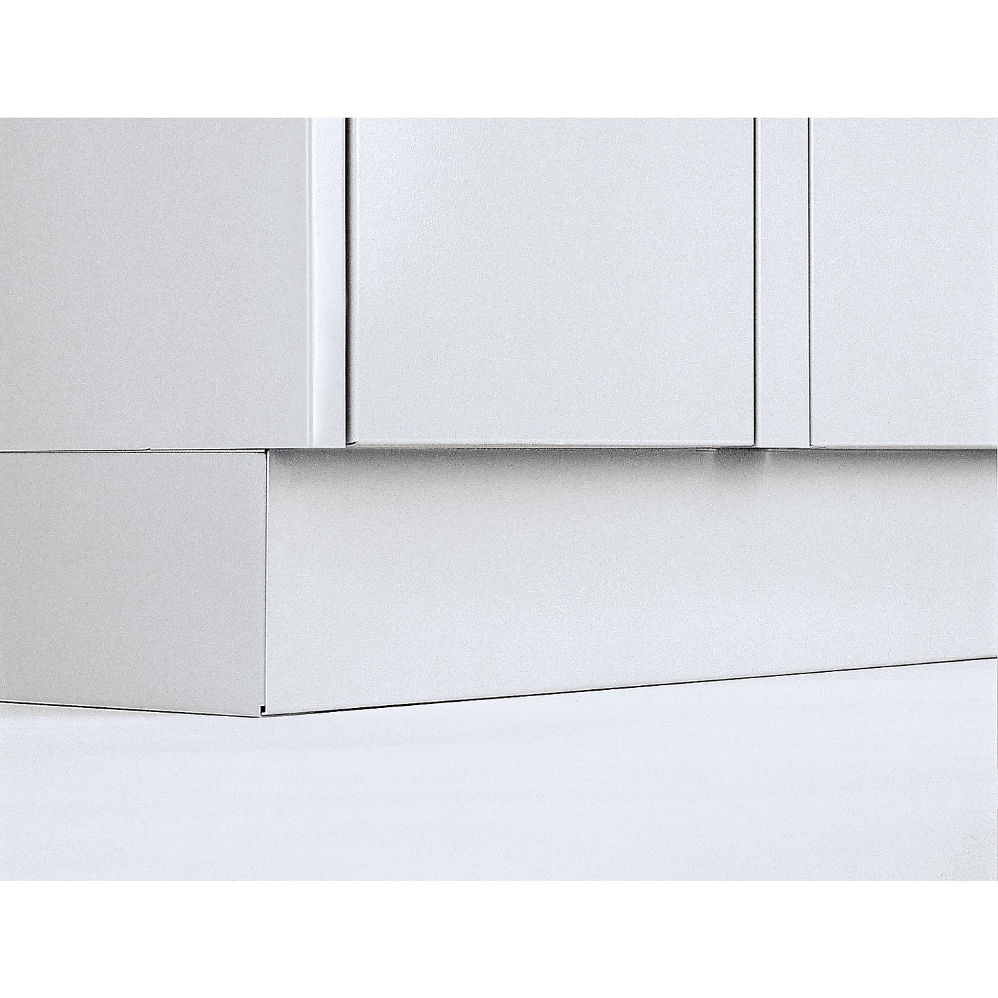 Plinth, height 100 mm, for steel locker, extra cost.