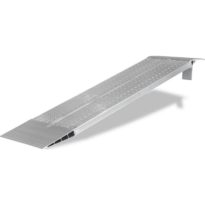 Aluminium loading ramp, perforated walking surface, max. load 1110 kg, ramp width 600 mm.