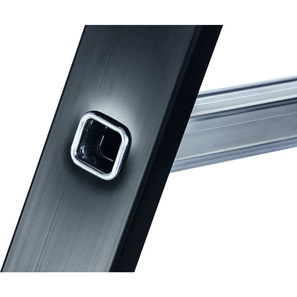 Heavy duty lean to ladder, 60 mm aluminium rungs, 8 rungs.