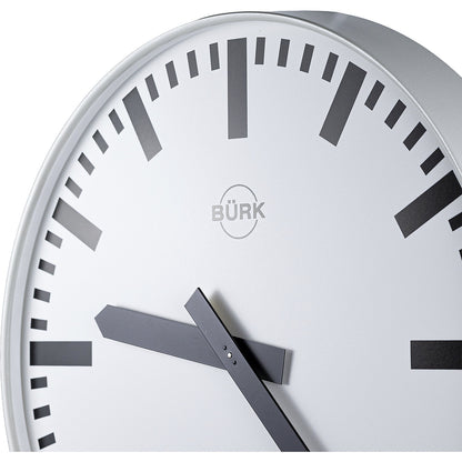 Wall clock, Ø 500 mm, radio synchronised clock, with bars.