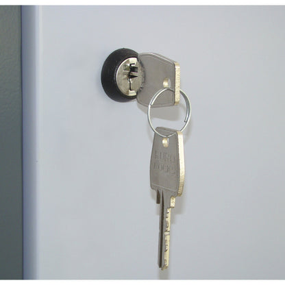 Cylinder lock, incl. 2 keys, extra cost per lock.