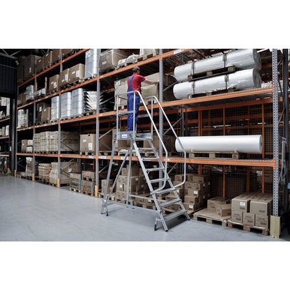 Mobile safety steps, single sided access, foot rail, 8 steps.
