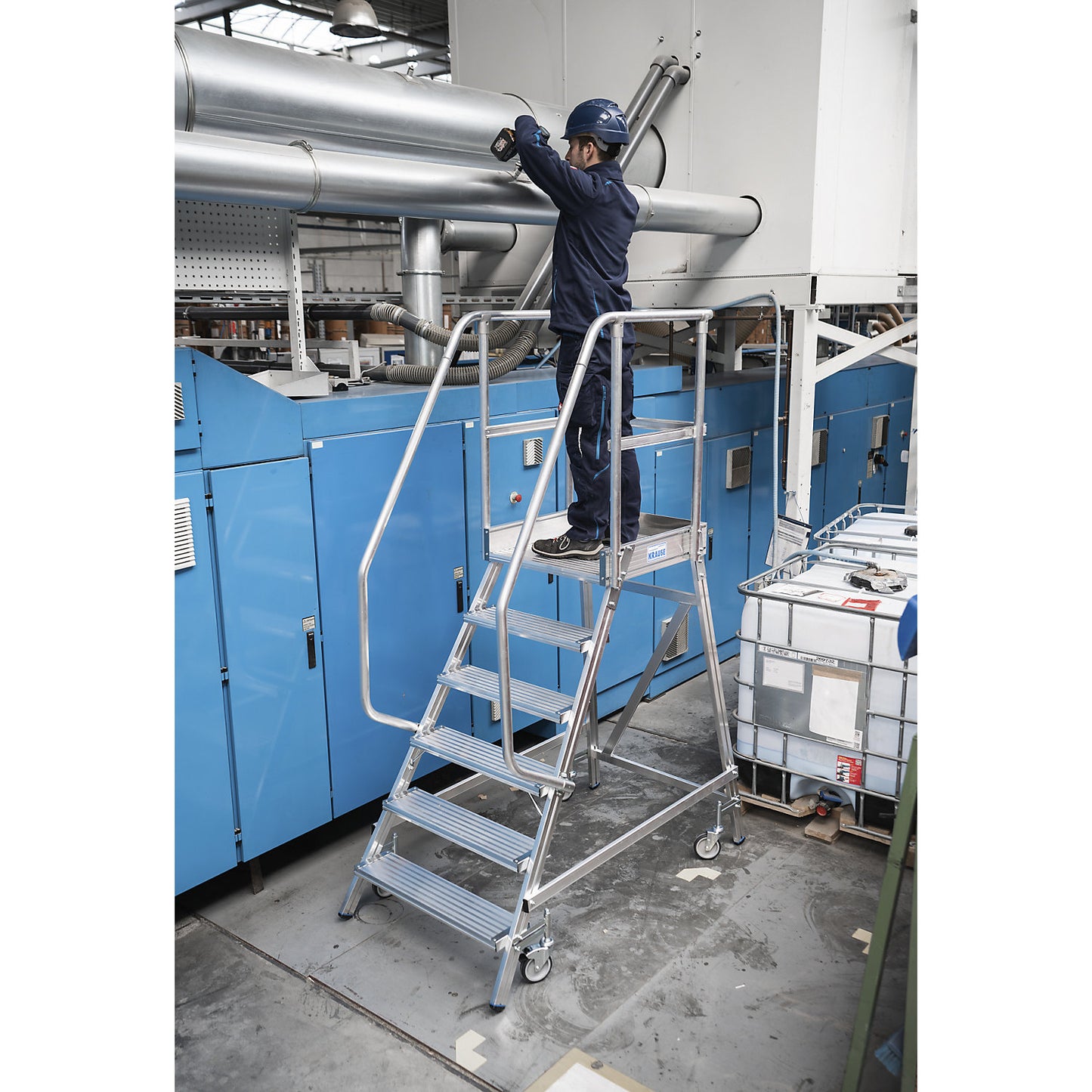 Mobile safety steps, single sided access, 6 steps.
