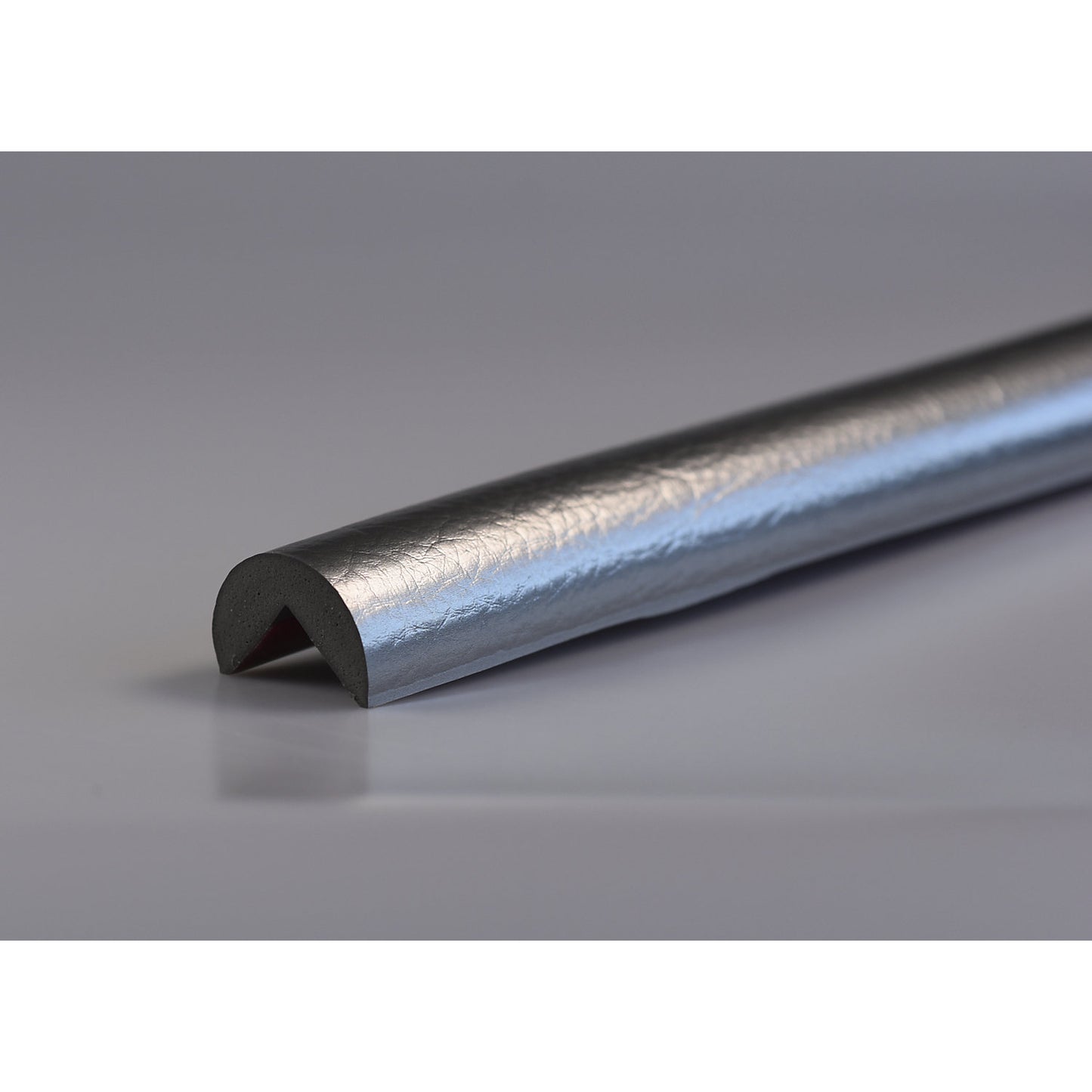 Knuffi® corner protection, type A, 1 x 5 m roll, silver.
