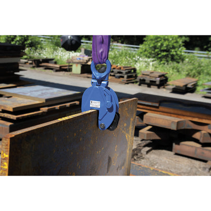 SLC lifting clamp, gripping range 0 - 20 mm, max. load 1000 kg.