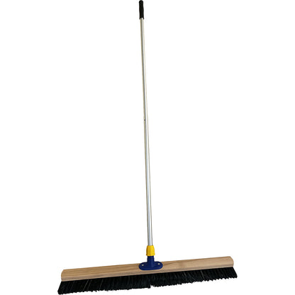Complete industrial hall broom set, broom width 600 mm, with dustpan and hand brush.