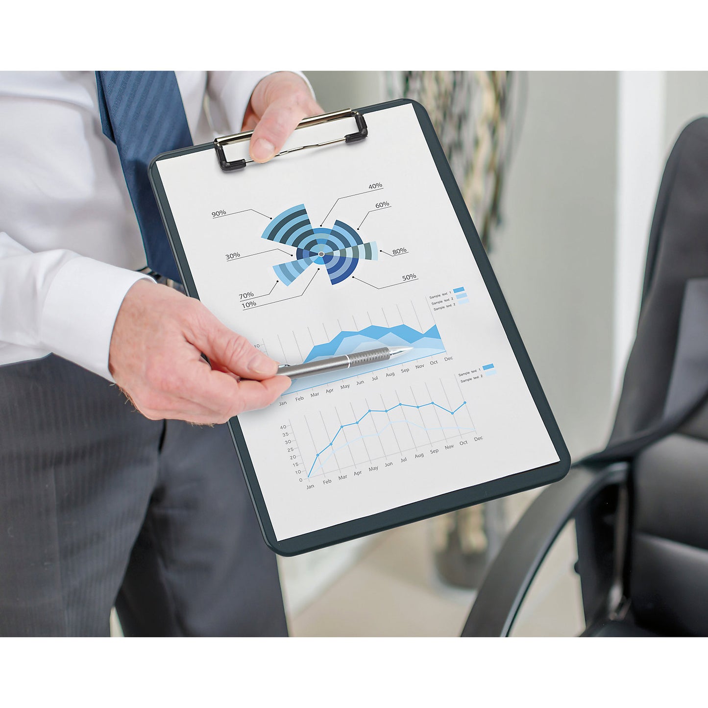 Writing board made of plastic, LxWxD 318 x 226 x 15 mm, pack of 10, with clamp and suspension eyelet.